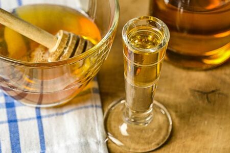 Vinoble Prickelnd Honig-Wein Packung
