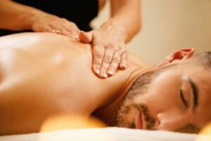Anwendung: Massage: Detox Honig Massage