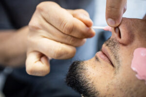 Soin: Epilation poils de nez