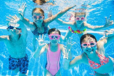 Enfants natation brasse -  Cour annuel